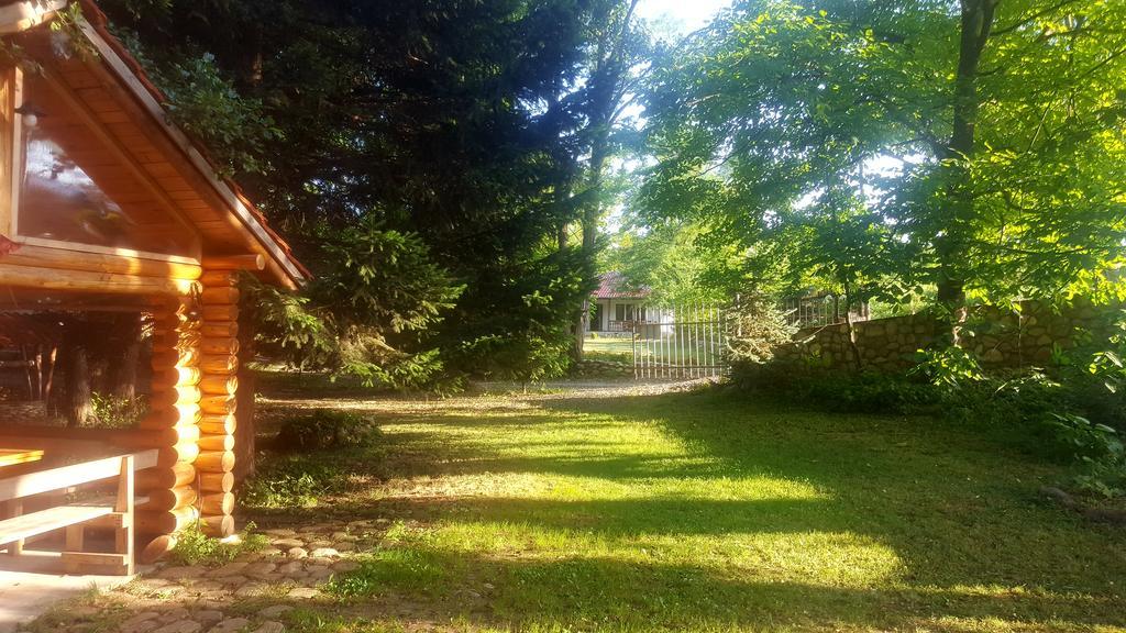 Holiday Park Ranchoto Hotel Кирково Екстериор снимка